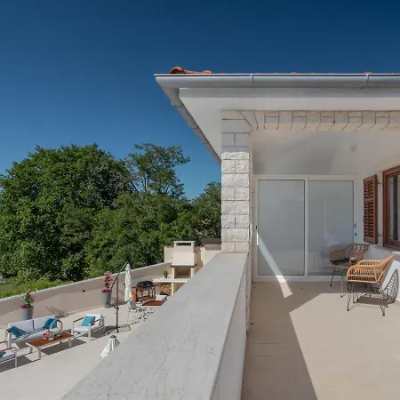 Marina I By Interhome